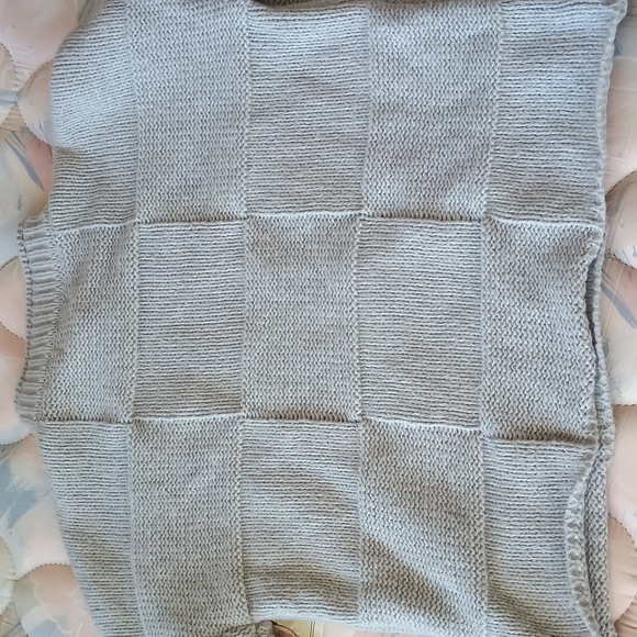 Gray Sweater - Picture 2 of 3